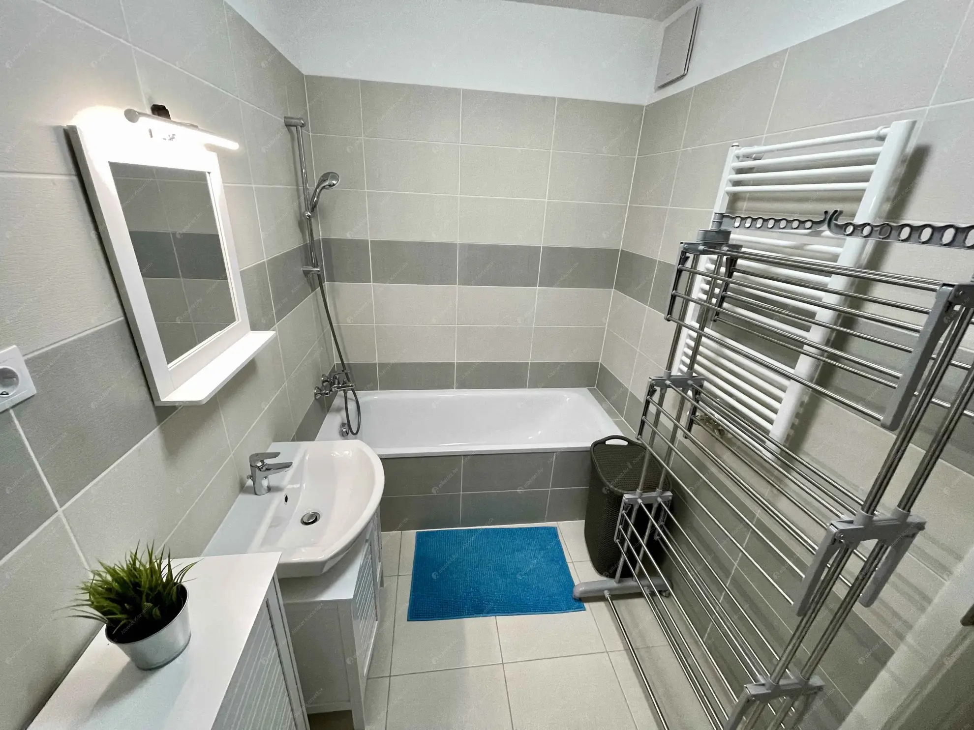 Kiadó albérlet 320000 Ft/hó áron: Budapest, XIII. kerület  Meder utca. Mérete: 44 nm, 2 szobás | Alberlet.hu - 6634905