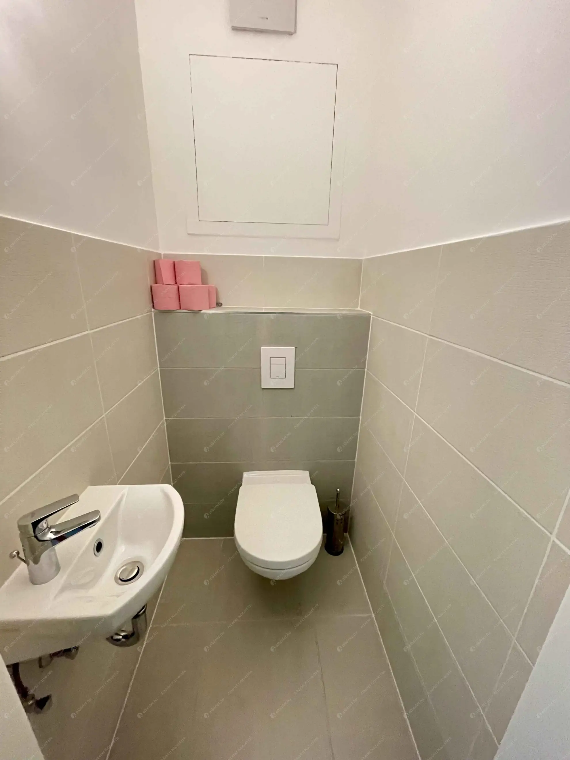 Kiadó albérlet 320000 Ft/hó áron: Budapest, XIII. kerület  Meder utca. Mérete: 44 nm, 2 szobás | Alberlet.hu - 6634906