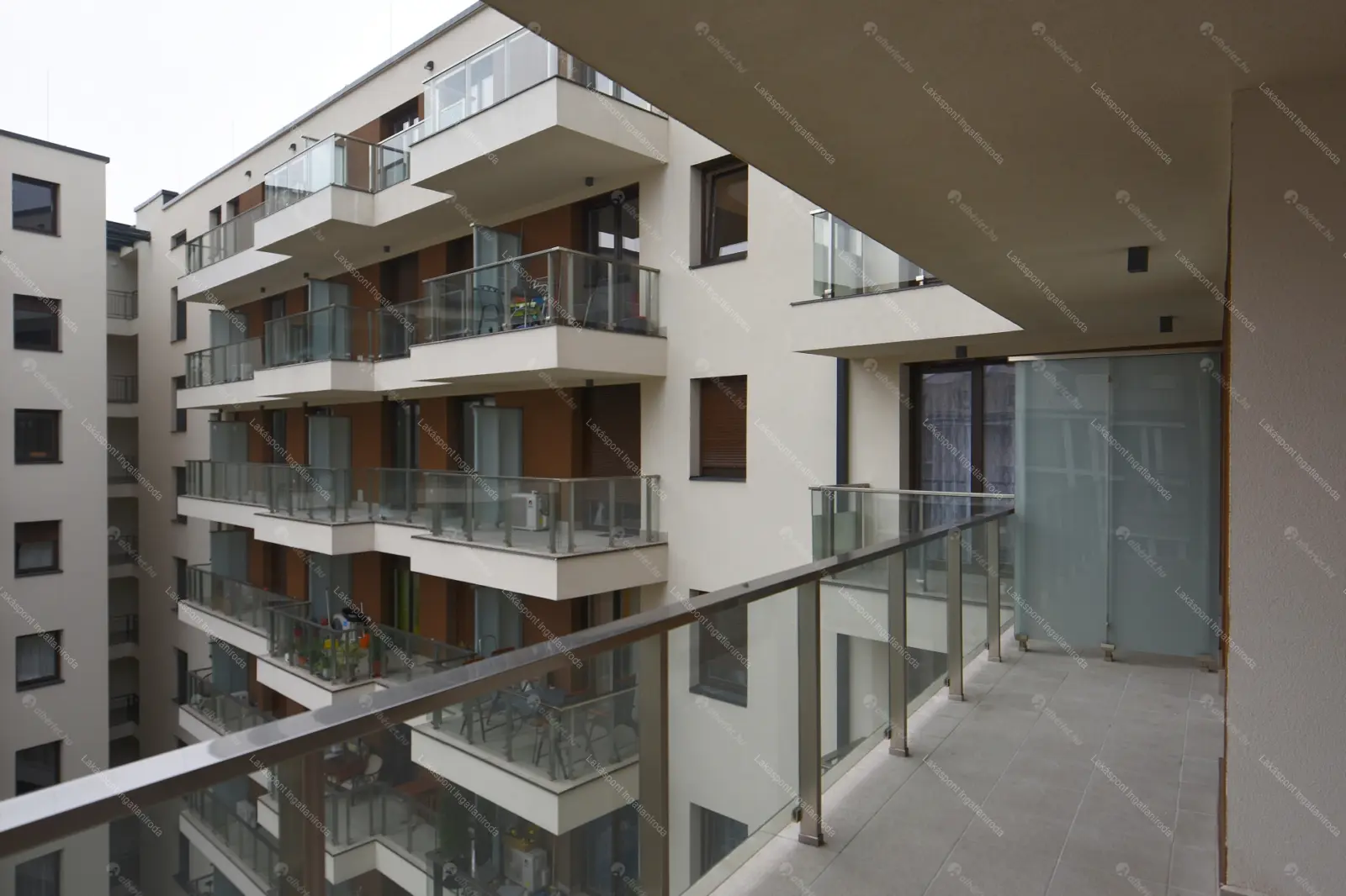 Kiadó albérlet 300000 Ft/hó áron: Budapest, XIII. kerület  Meder utca. Mérete: 46 nm, 2 szobás | Alberlet.hu - 6704625