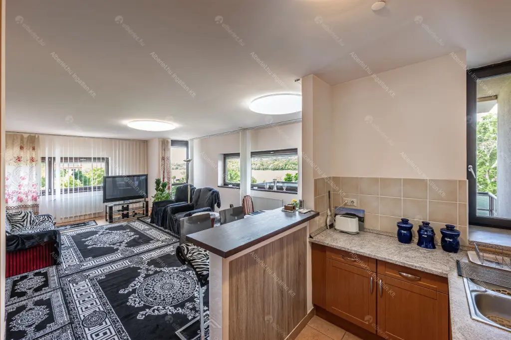 Kiadó albérlet 770000 Ft/hó áron: Budapest, XIII. kerület  Népfürdő utca. Mérete: 100 nm, 3 szobás | Alberlet.hu - 6677401