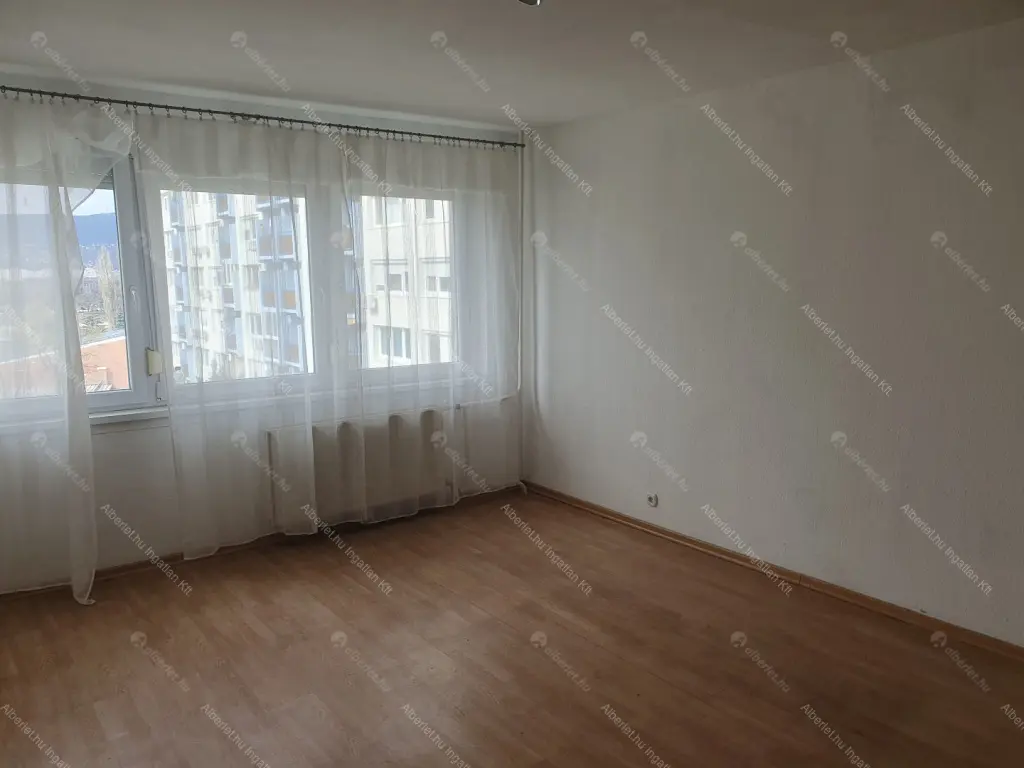 Kiadó albérlet 220000 Ft/hó áron: Budapest, XIII. kerület  Népfürdő utca. Mérete: 36 nm, 1 szobás | Alberlet.hu - 6684497