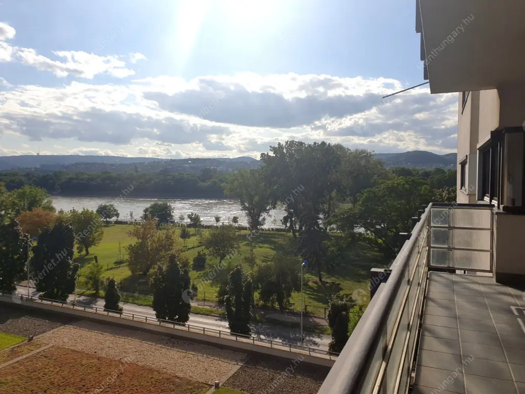 Kiadó albérlet 460000 Ft/hó áron: Budapest, XIII. kerület  Népfürdő utca. Mérete: 81 nm, 3 szobás | Alberlet.hu - 6609870