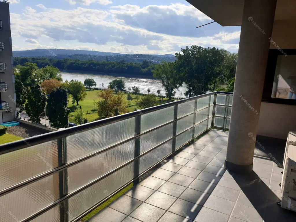 Kiadó albérlet 460000 Ft/hó áron: Budapest, XIII. kerület  Népfürdő utca. Mérete: 81 nm, 3 szobás | Alberlet.hu - 6678575