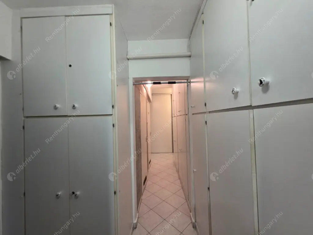 Kiadó albérlet 419000 Ft/hó áron: Budapest, XIII. kerület  Népfürdő utca. Mérete: 81 nm, 3 szobás | Alberlet.hu - 6636575