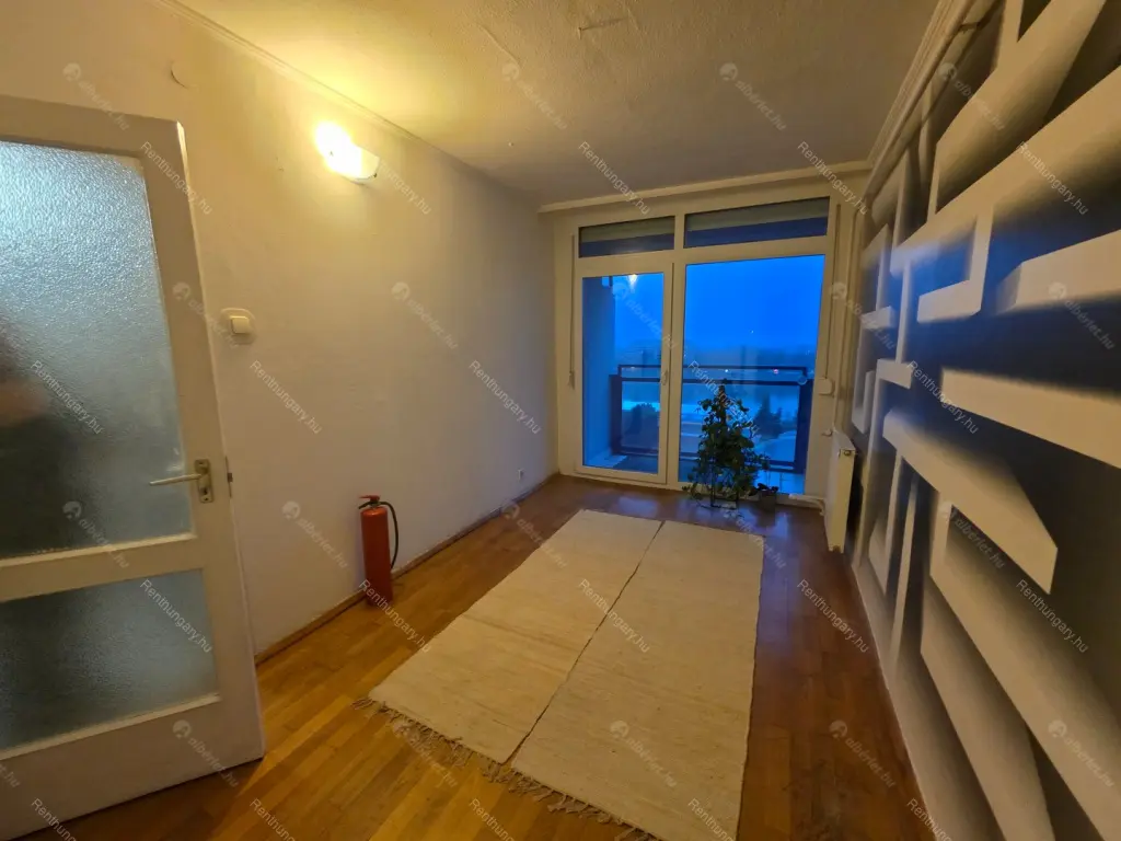 Kiadó albérlet 379000 Ft/hó áron: Budapest, XIII. kerület  Népfürdő utca. Mérete: 81 nm, 3 szobás | Alberlet.hu - 6642714