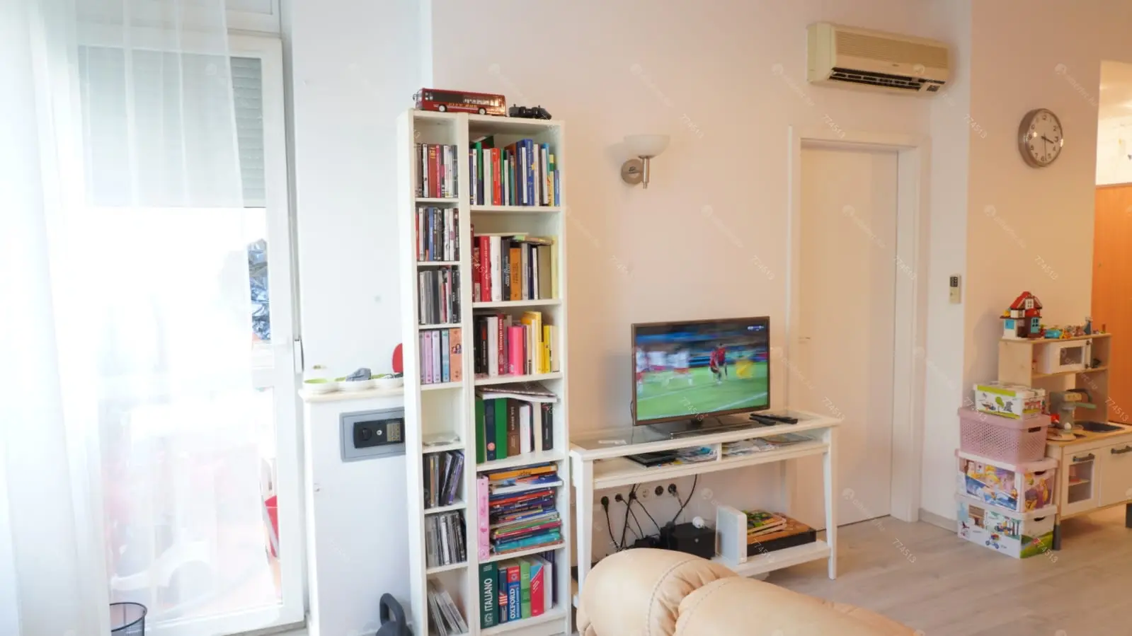 Kiadó albérlet 250000 Ft/hó áron: Budapest, XIII. kerület  Országbíró utca. Mérete: 45 nm, 1 szobás | Alberlet.hu - 6650543