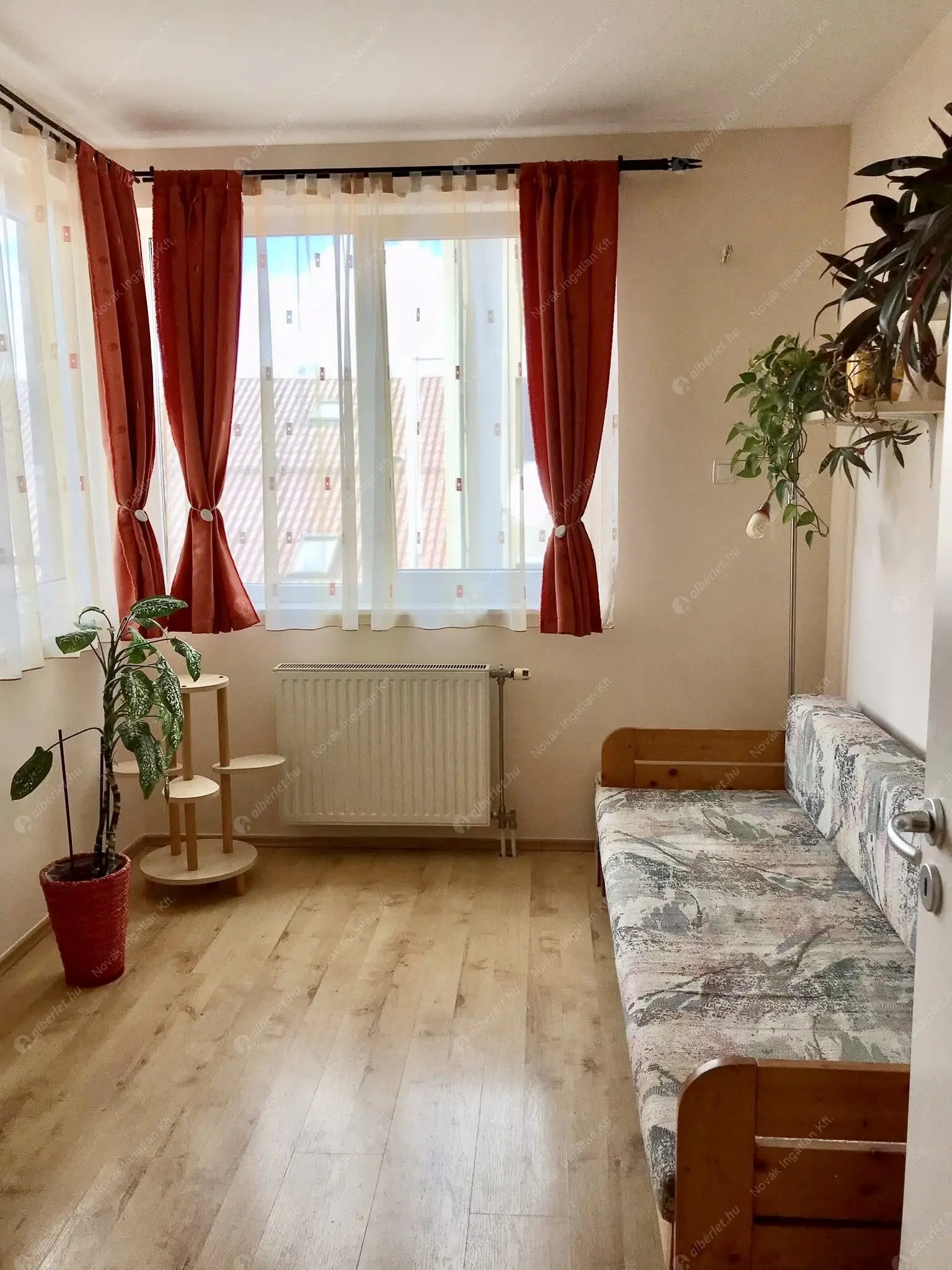 Kiadó albérlet 220000 Ft/hó áron: Budapest, XIII. kerület  Palóc utca. Mérete: 40 nm, 1 szobás | Alberlet.hu - 6594930