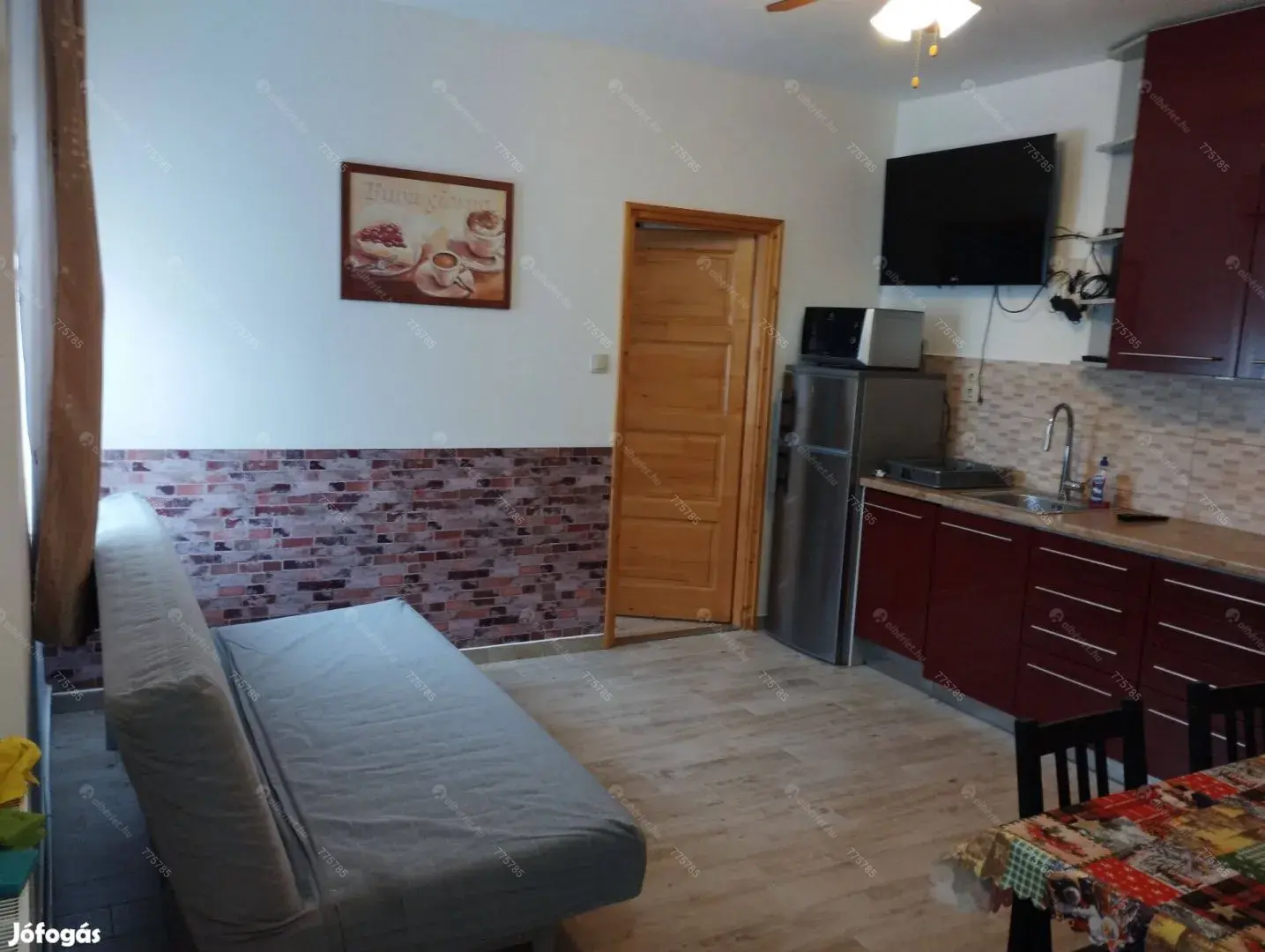 Kiadó albérlet 200000 Ft/hó áron: Budapest, XIII. kerület  Pannónia utca. Mérete: 32 nm, 1 szobás | Alberlet.hu - 6674708