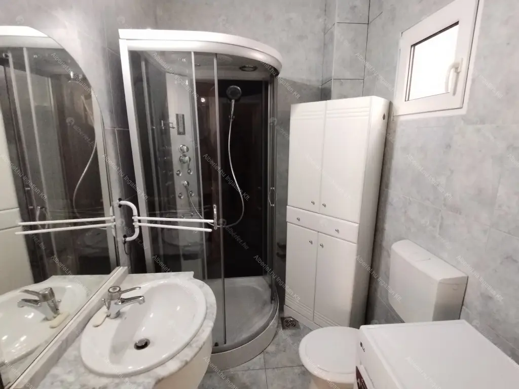 Kiadó albérlet 180000 Ft/hó áron: Budapest, XIII. kerület  Pannónia utca. Mérete: 36 nm, 1 szobás | Alberlet.hu - 6675098