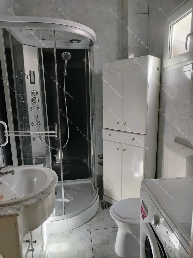 Kiadó albérlet 180000 Ft/hó áron: Budapest, XIII. kerület  Pannónia utca. Mérete: 36 nm, 1 szobás | Alberlet.hu - 6706712