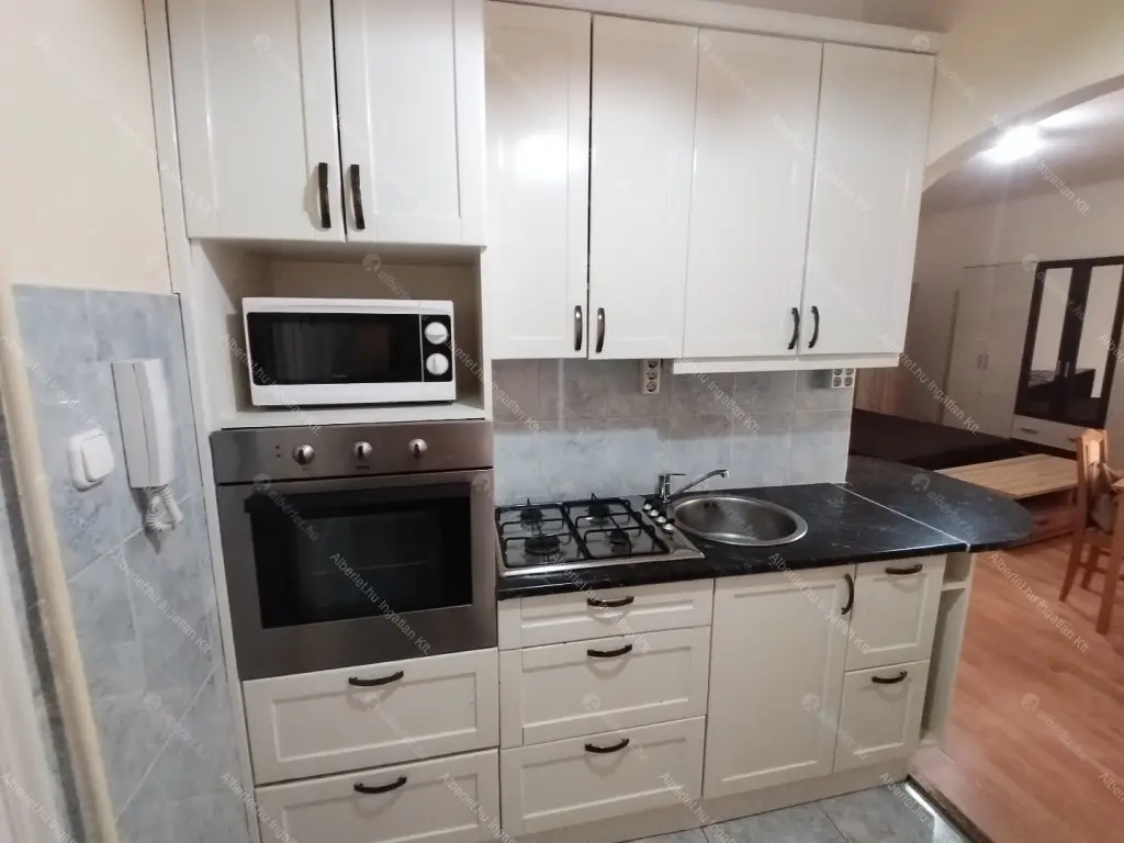 Kiadó albérlet 180000 Ft/hó áron: Budapest, XIII. kerület  Pannónia utca. Mérete: 36 nm, 1 szobás | Alberlet.hu - 6706733