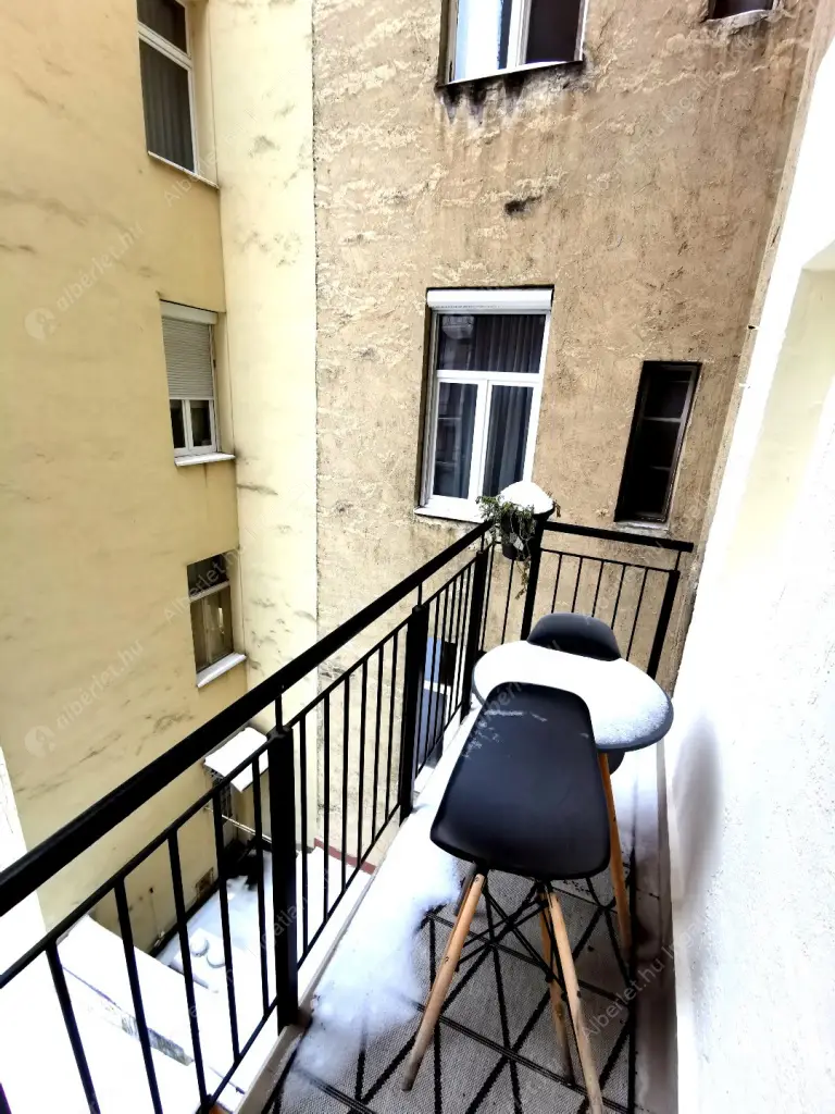 Kiadó albérlet 240000 Ft/hó áron: Budapest, XIII. kerület  Pannónia utca. Mérete: 38 nm, 1 szobás | Alberlet.hu - 6624056