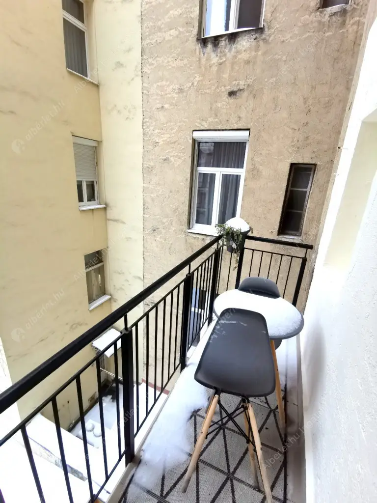 Kiadó albérlet 240000 Ft/hó áron: Budapest, XIII. kerület  Pannónia utca. Mérete: 38 nm, 1 szobás | Alberlet.hu - 6628183