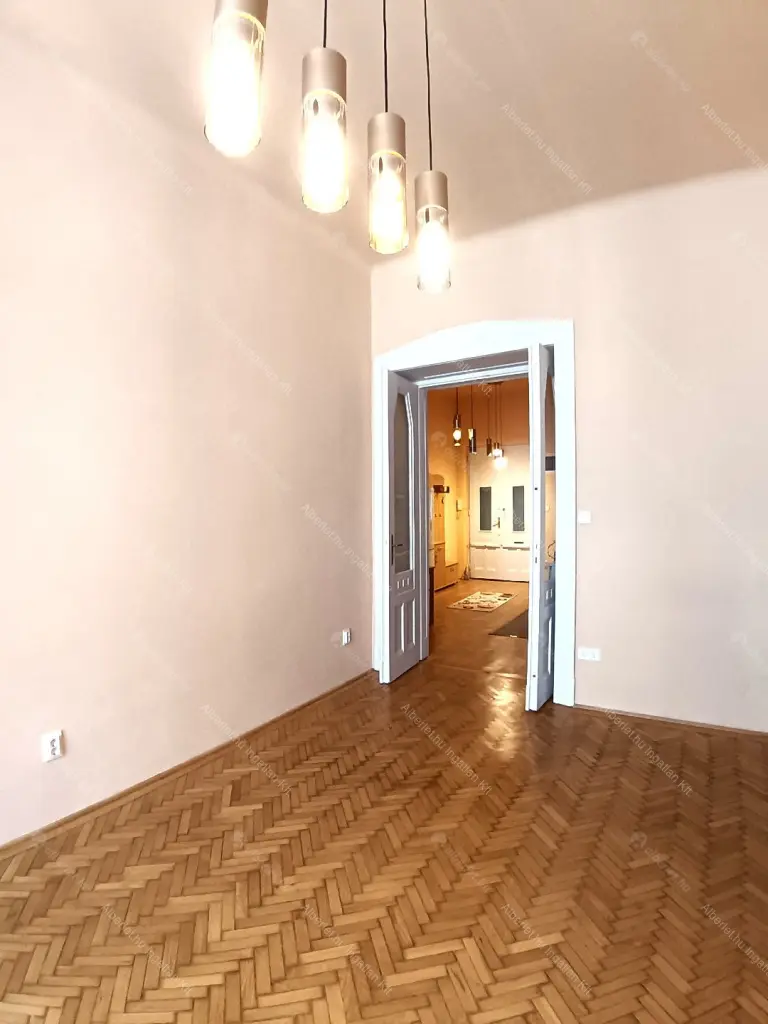 Kiadó albérlet 280000 Ft/hó áron: Budapest, XIII. kerület  Pannónia utca. Mérete: 52 nm, 1 szobás | Alberlet.hu - 6672549