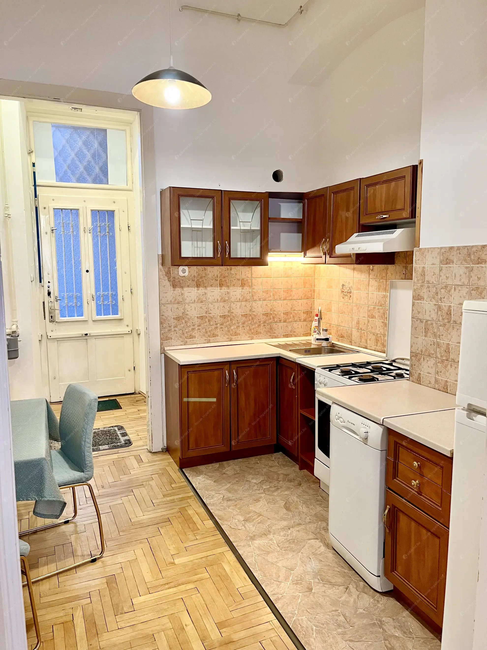 Kiadó albérlet 260000 Ft/hó áron: Budapest, XIII. kerület  Pannónia utca. Mérete: 55 nm, 2 szobás | Alberlet.hu - 6636777