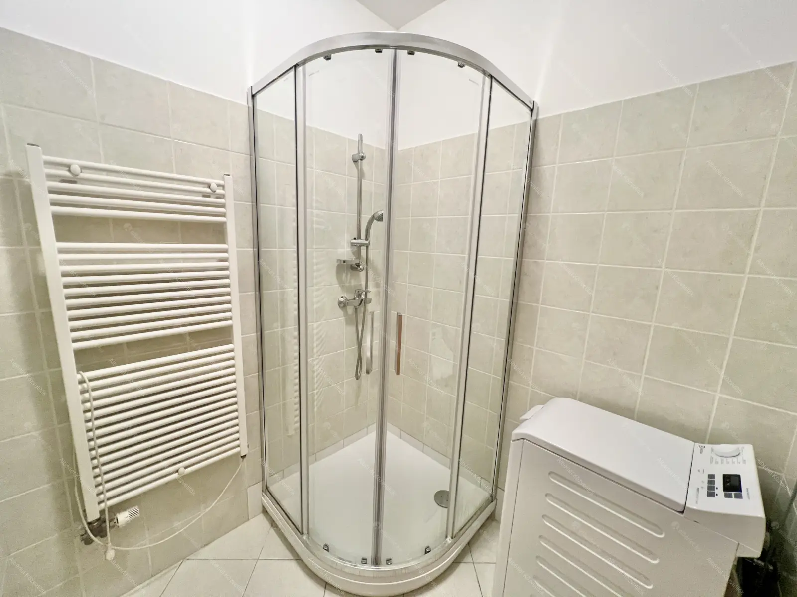 Kiadó albérlet 200000 Ft/hó áron: Budapest, XIII. kerület  Pap Károly utca. Mérete: 37 nm, 1 szobás | Alberlet.hu - 6658538