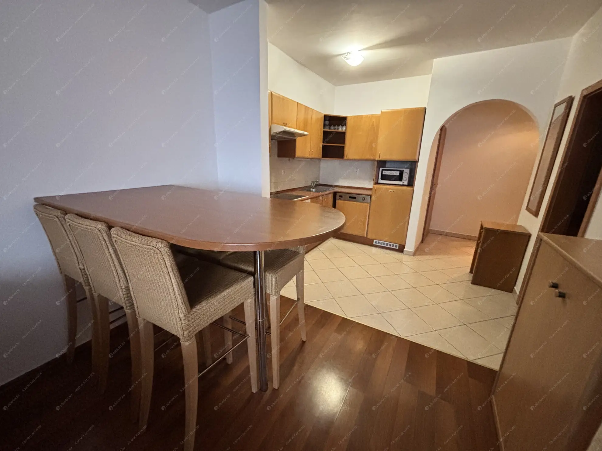 Kiadó albérlet 200000 Ft/hó áron: Budapest, XIII. kerület  Pap Károly utca. Mérete: 44 nm, 1 szobás | Alberlet.hu - 6636751