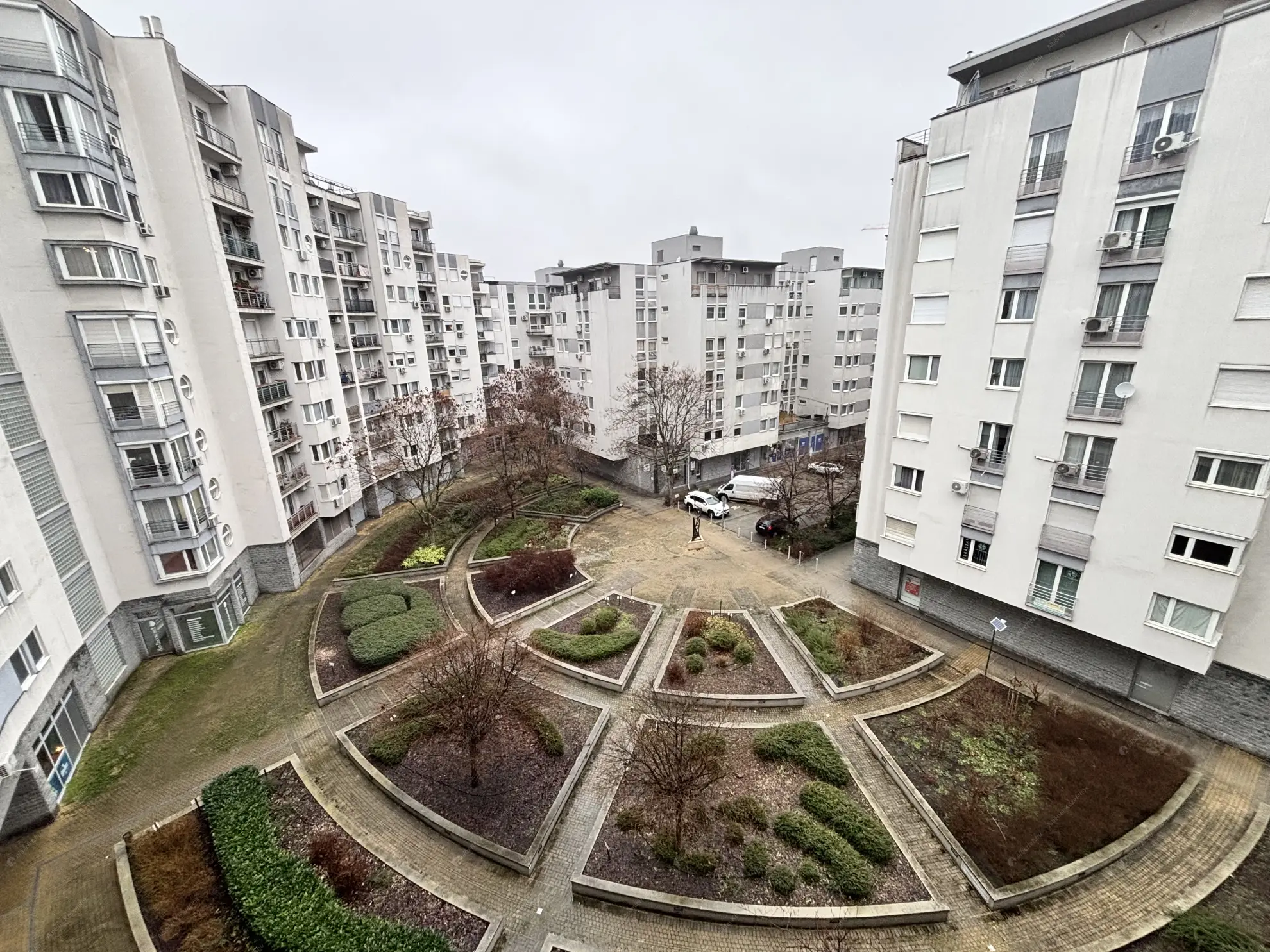 Kiadó albérlet 200000 Ft/hó áron: Budapest, XIII. kerület  Pap Károly utca. Mérete: 44 nm, 1 szobás | Alberlet.hu - 6636756