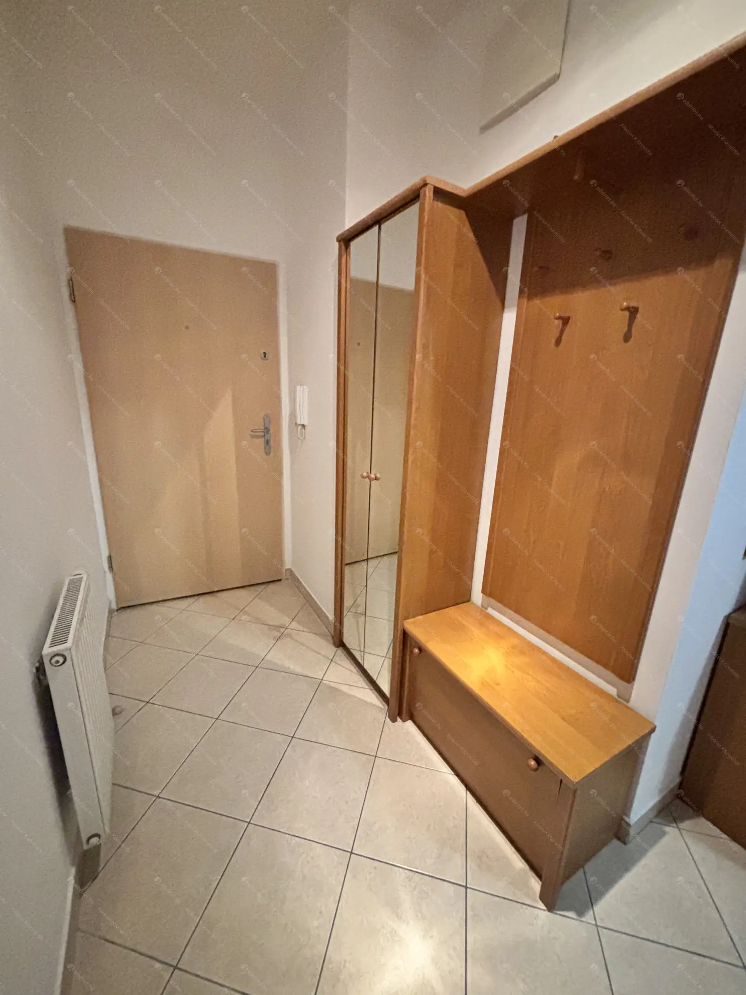 Kiadó albérlet 200000 Ft/hó áron: Budapest, XIII. kerület  Pap Károly utca. Mérete: 44 nm, 1 szobás | Alberlet.hu - 6636761