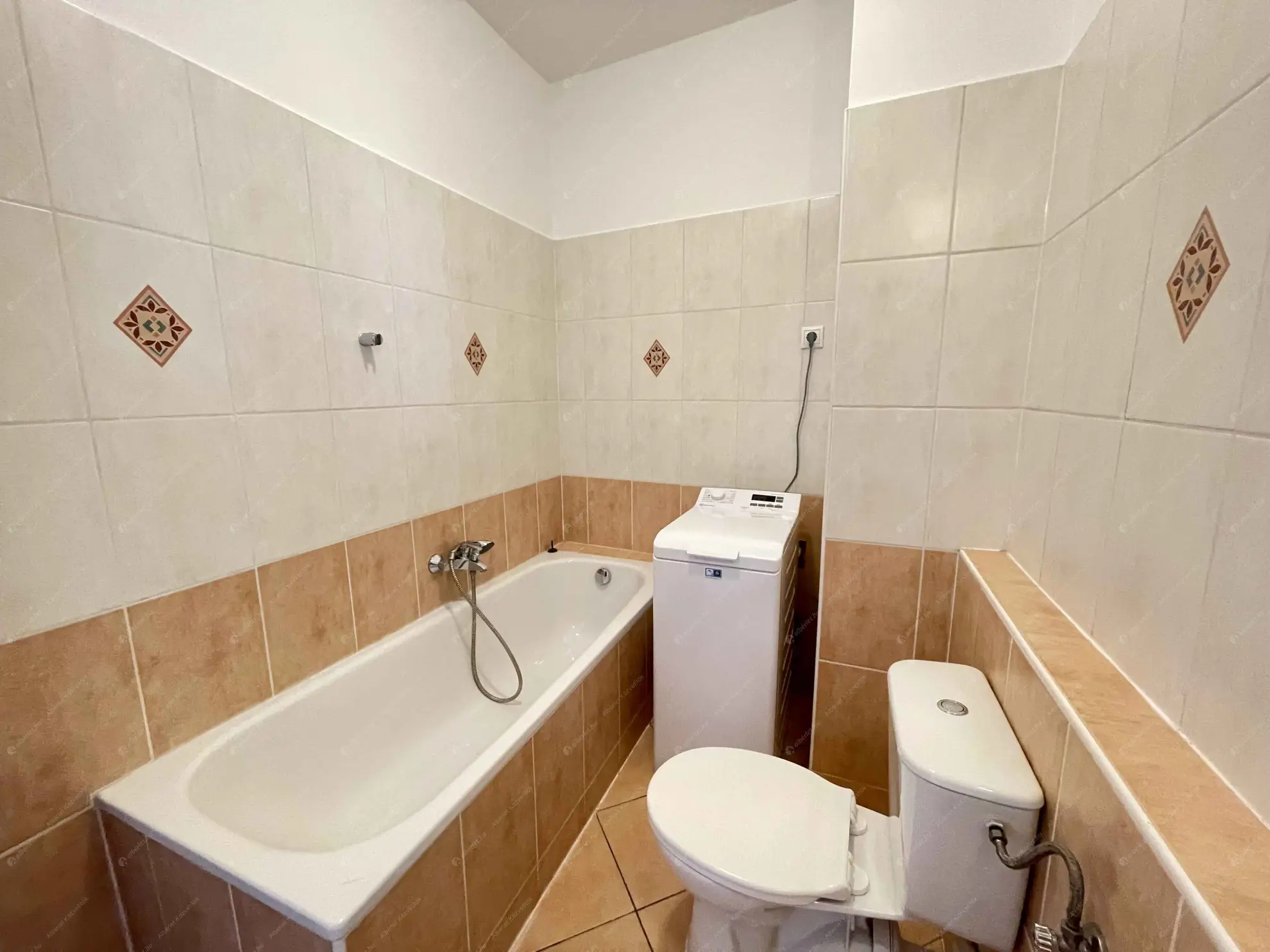 Kiadó albérlet 230000 Ft/hó áron: Budapest, XIII. kerület  Pap Károly utca. Mérete: 46 nm, 2 szobás | Alberlet.hu - 6603970