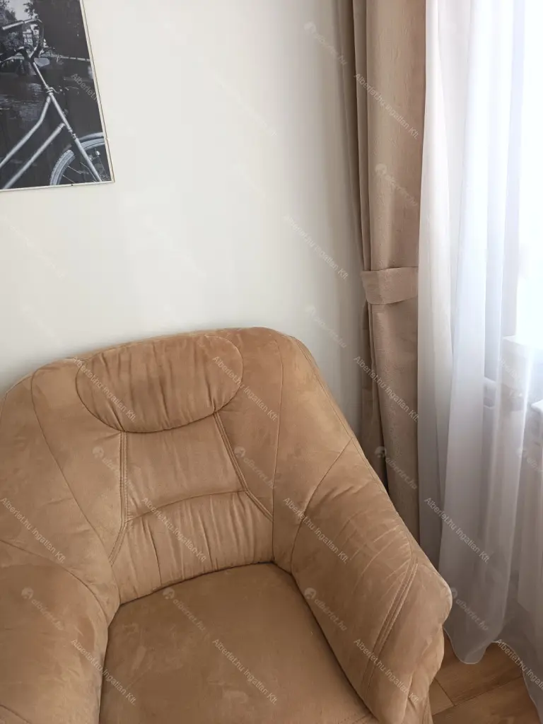 Kiadó albérlet 220000 Ft/hó áron: Budapest, XIII. kerület  Párkány utca. Mérete: 35 nm, 1 szobás | Alberlet.hu - 6698393