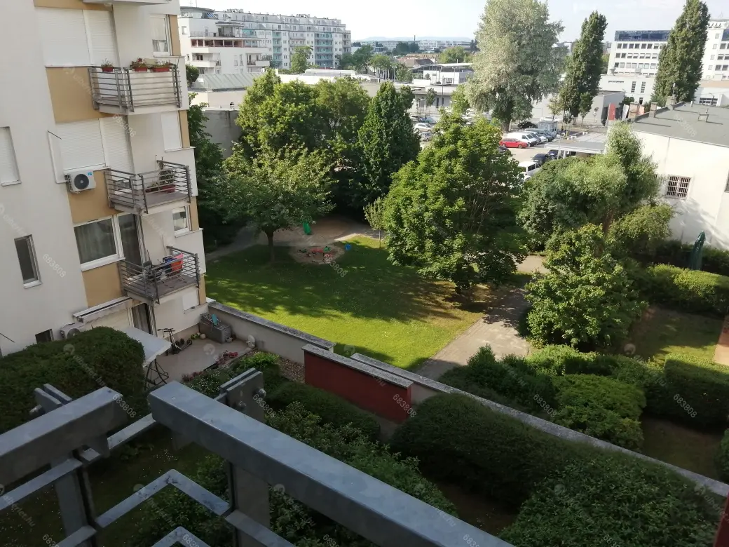 Kiadó albérlet 175000 Ft/hó áron: Budapest, XIII. kerület  Petneházy utca. Mérete: 30 nm, 1 szobás | Alberlet.hu - 5967760