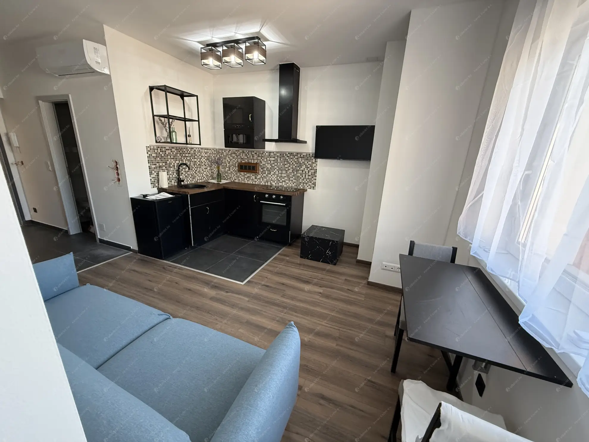 Kiadó albérlet 275000 Ft/hó áron: Budapest, XIII. kerület  Petneházy utca. Mérete: 31 nm, 1 szobás | Alberlet.hu - 6589824