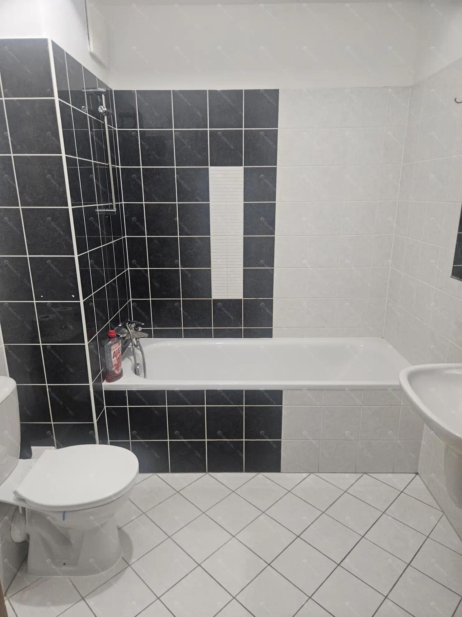 Kiadó albérlet 190000 Ft/hó áron: Budapest, XIII. kerület  Petneházy utca. Mérete: 33 nm, 1 szobás | Alberlet.hu - 6638695