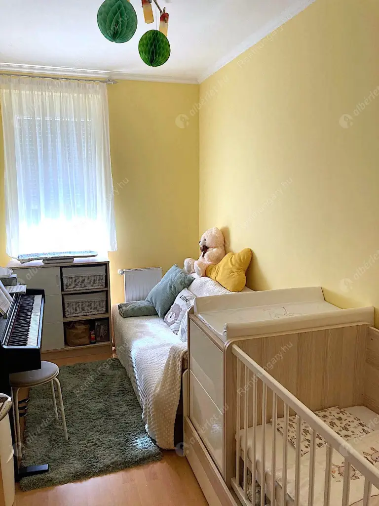 Kiadó albérlet 280000 Ft/hó áron: Budapest, XIII. kerület  Petneházy utca. Mérete: 54 nm, 1 szobás | Alberlet.hu - 6624631