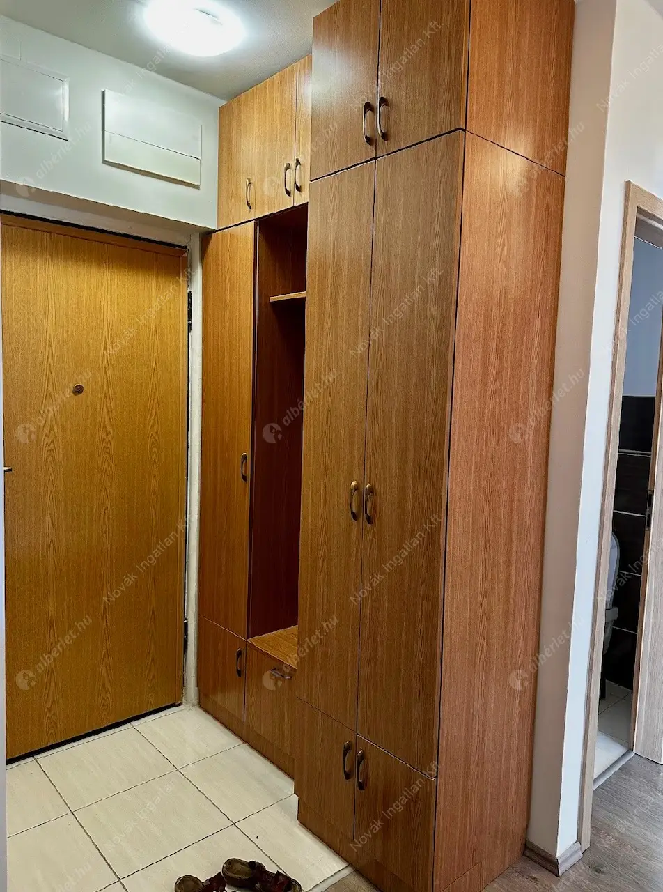 Kiadó albérlet 300000 Ft/hó áron: Budapest, XIII. kerület  Petneházy utca. Mérete: 65 nm, 3 szobás | Alberlet.hu - 6574210