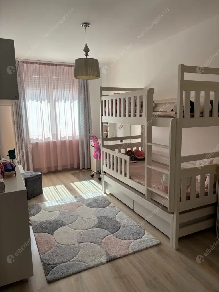 Kiadó albérlet 450000 Ft/hó áron: Budapest, XIII. kerület  Petneházy utca. Mérete: 80 nm, 4 szobás | Alberlet.hu - 6596244