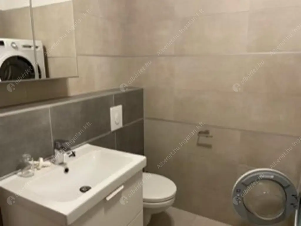 Kiadó albérlet 560000 Ft/hó áron: Budapest, XIII. kerület  Petneházy utca. Mérete: 82 nm, 4 szobás | Alberlet.hu - 6589522
