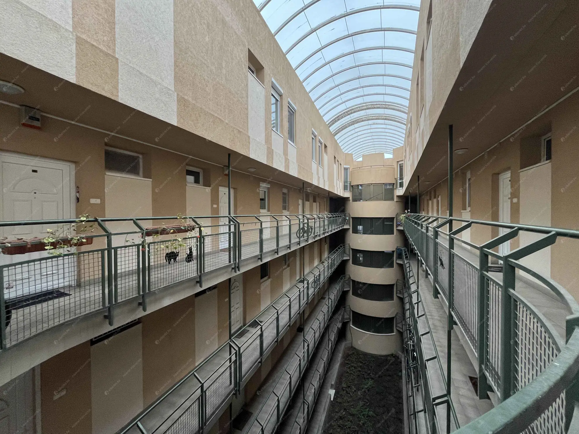 Kiadó albérlet 400000 Ft/hó áron: Budapest, XIII. kerület  Petneházy utca. Mérete: 90 nm, 2 szobás | Alberlet.hu - 6606996