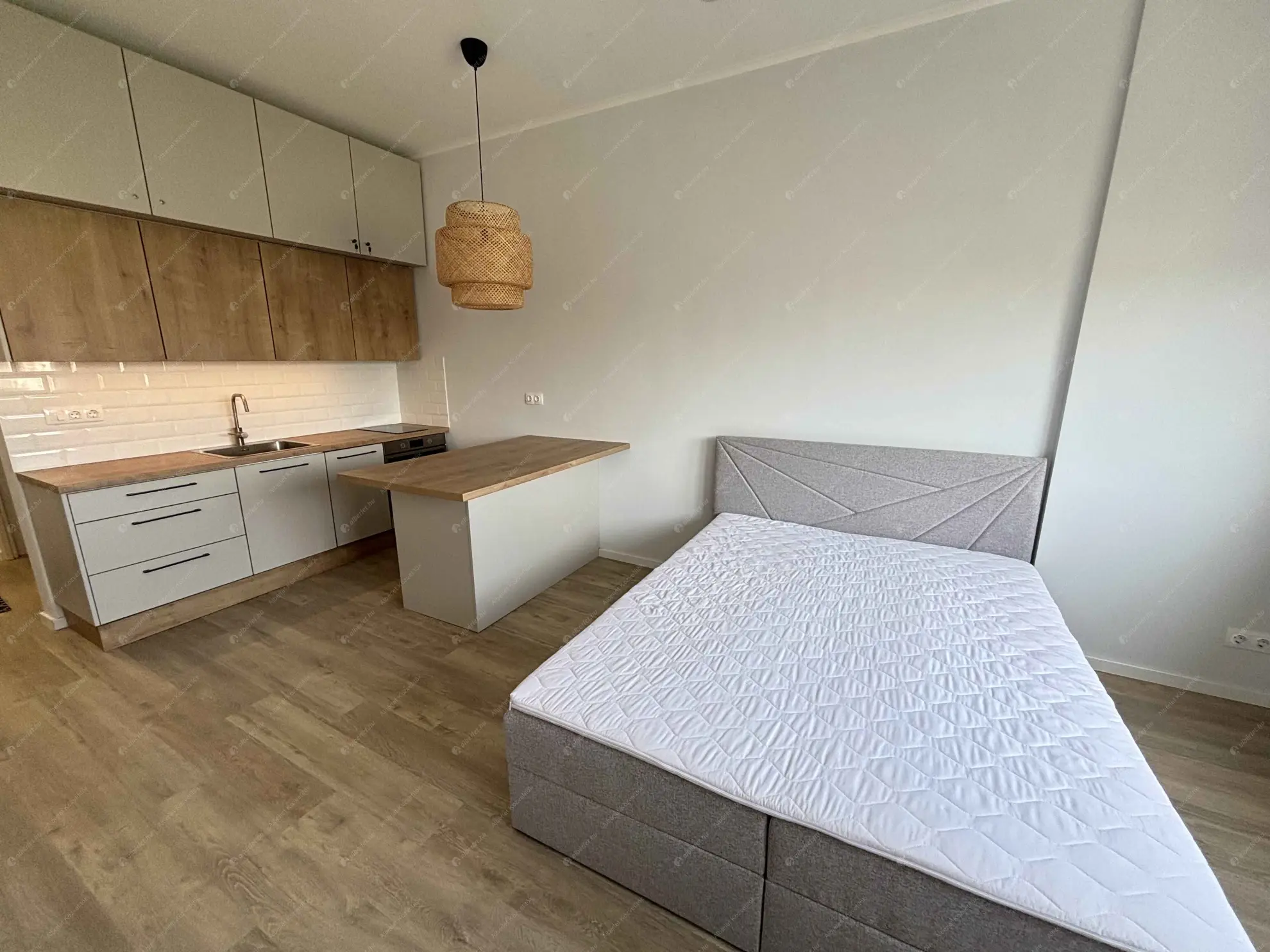 Kiadó albérlet 180000 Ft/hó áron: Budapest, XIII. kerület  Pozsonyi út. Mérete: 27 nm, 1 szobás | Alberlet.hu - 6593437