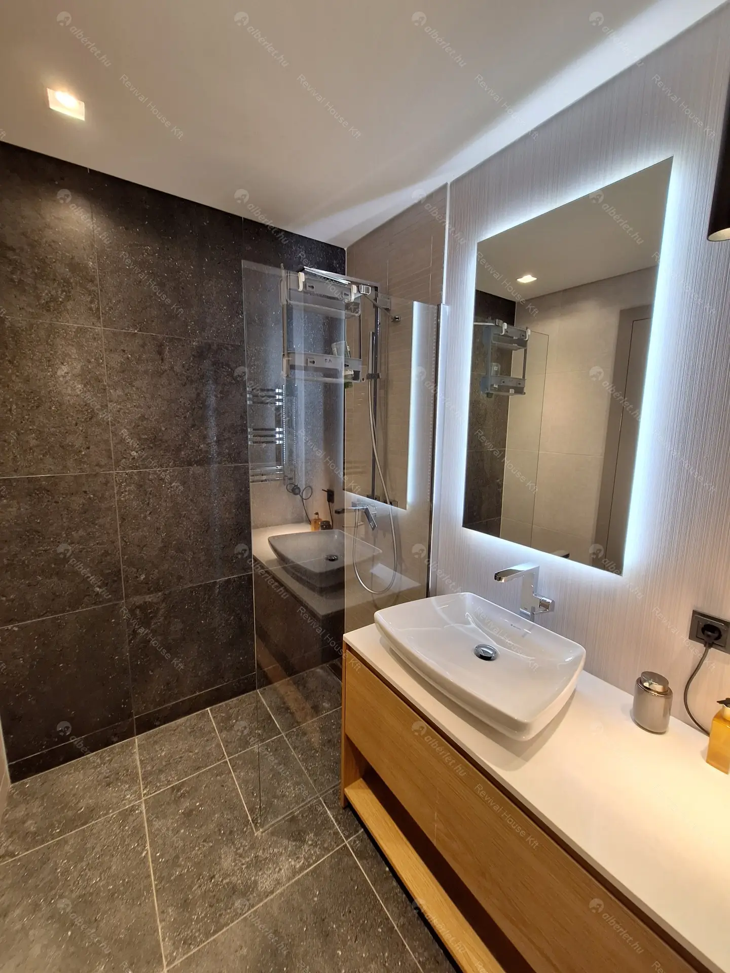 Kiadó albérlet 773000 Ft/hó áron: Budapest, XIII. kerület  Pozsonyi út. Mérete: 80 nm, 3 szobás | Alberlet.hu - 6359932