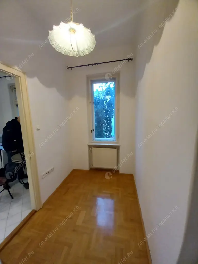 Kiadó albérlet 290000 Ft/hó áron: Budapest, XIII. kerület  Pozsonyi út. Mérete: 81 nm, 2 szobás | Alberlet.hu - 6584365