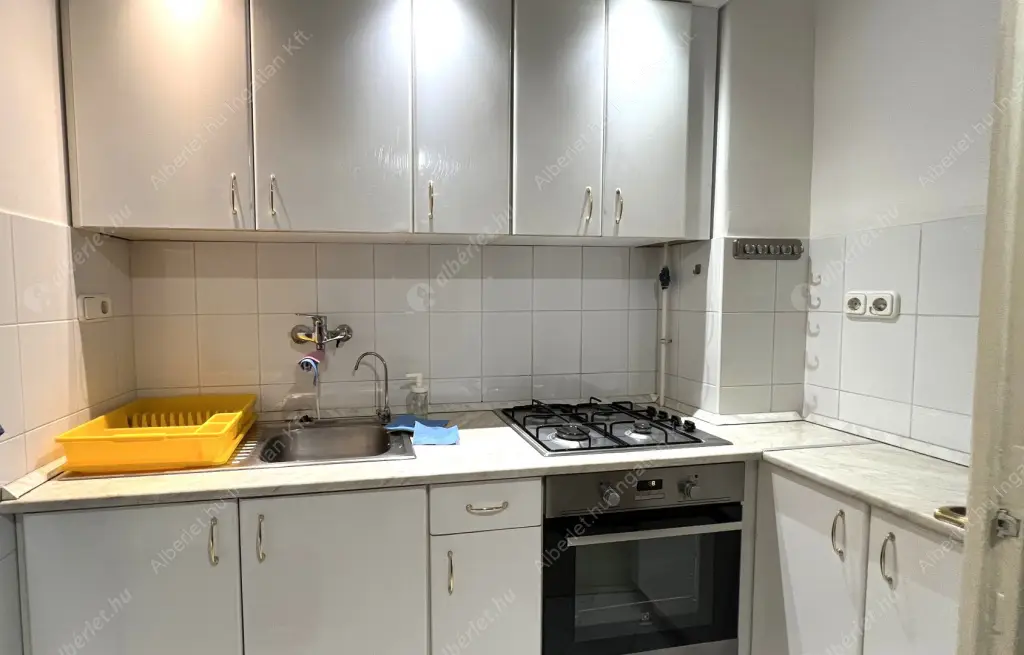 Kiadó albérlet 290000 Ft/hó áron: Budapest, XIII. kerület  Pozsonyi út. Mérete: 81 nm, 2 szobás | Alberlet.hu - 6587278