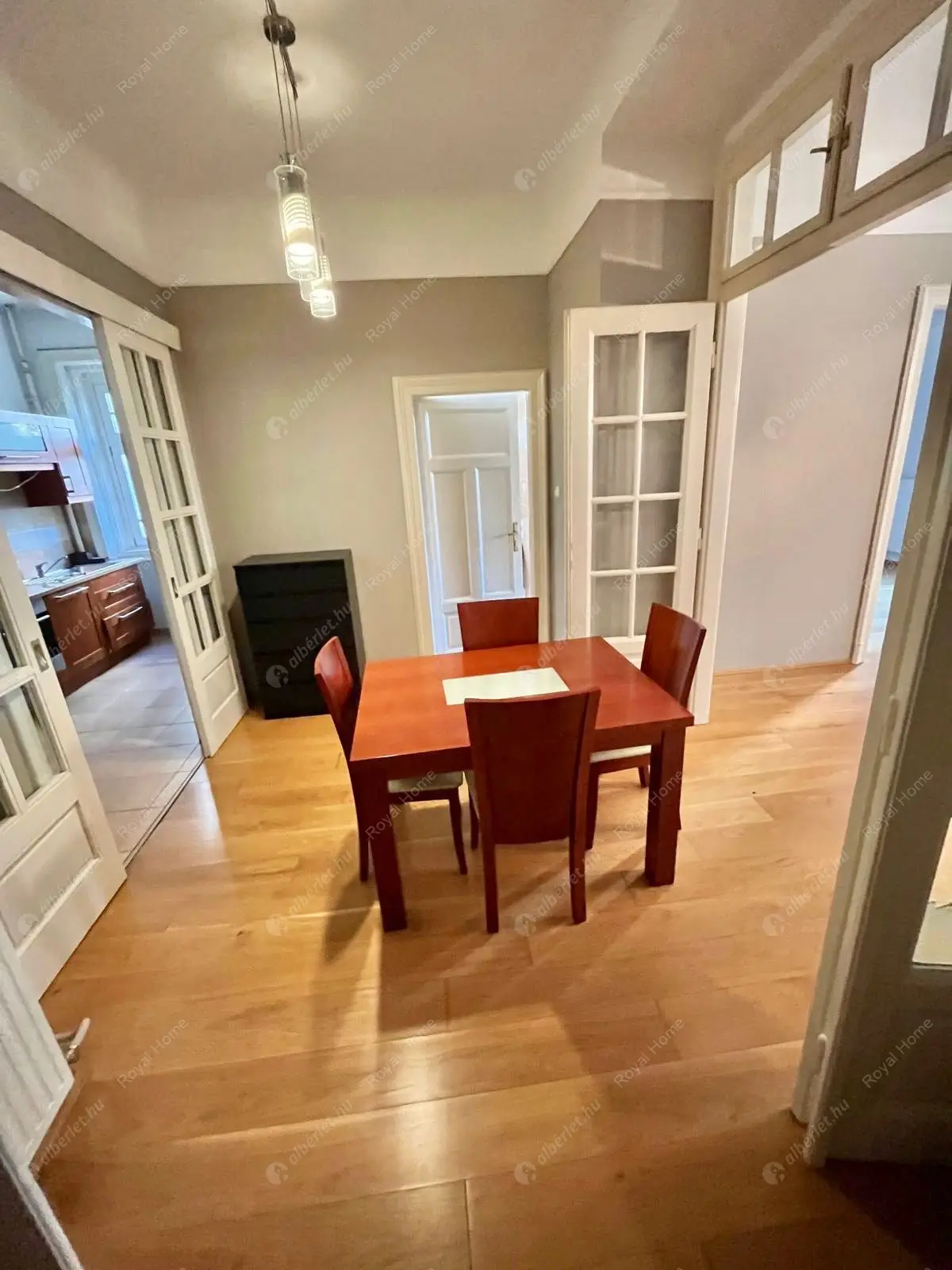 Kiadó albérlet 365000 Ft/hó áron: Budapest, XIII. kerület  Pozsonyi út. Mérete: 84 nm, 2 szobás | Alberlet.hu - 6585778