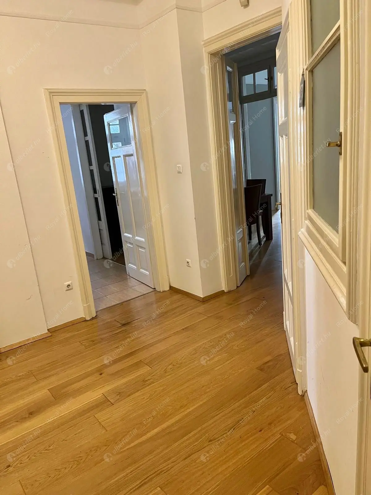 Kiadó albérlet 365000 Ft/hó áron: Budapest, XIII. kerület  Pozsonyi út. Mérete: 84 nm, 2 szobás | Alberlet.hu - 6585780