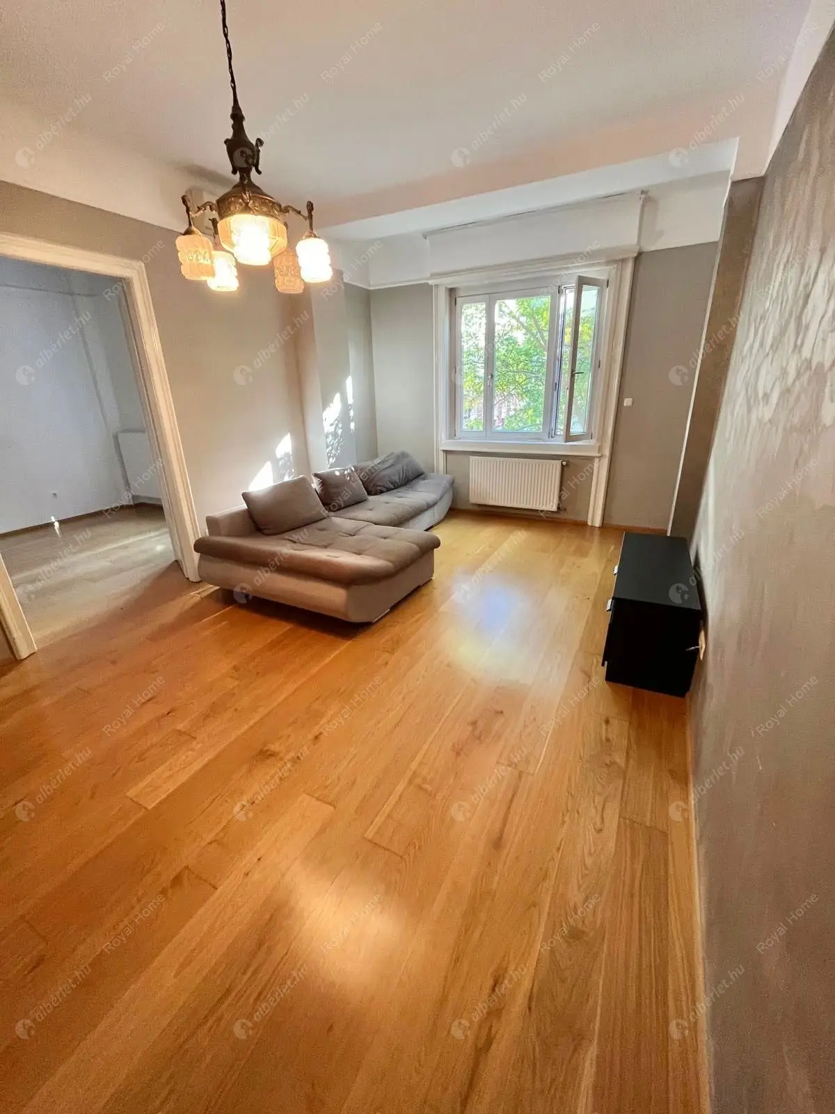 Kiadó albérlet 365000 Ft/hó áron: Budapest, XIII. kerület  Pozsonyi út. Mérete: 84 nm, 2 szobás | Alberlet.hu - 6585787