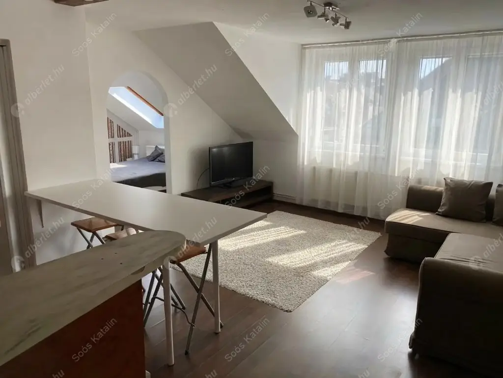 Kiadó albérlet 265000 Ft/hó áron: Budapest, XIII. kerület  Radnóti Miklós utca. Mérete: 35 nm, 1 szobás | Alberlet.hu - 6579062