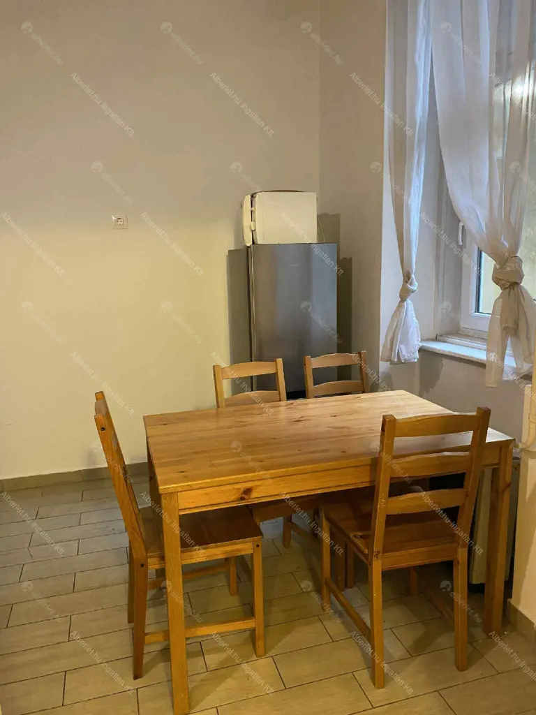 Kiadó albérlet 215000 Ft/hó áron: Budapest, XIII. kerület  Radnóti Miklós utca. Mérete: 58 nm, 2 szobás | Alberlet.hu - 6675396