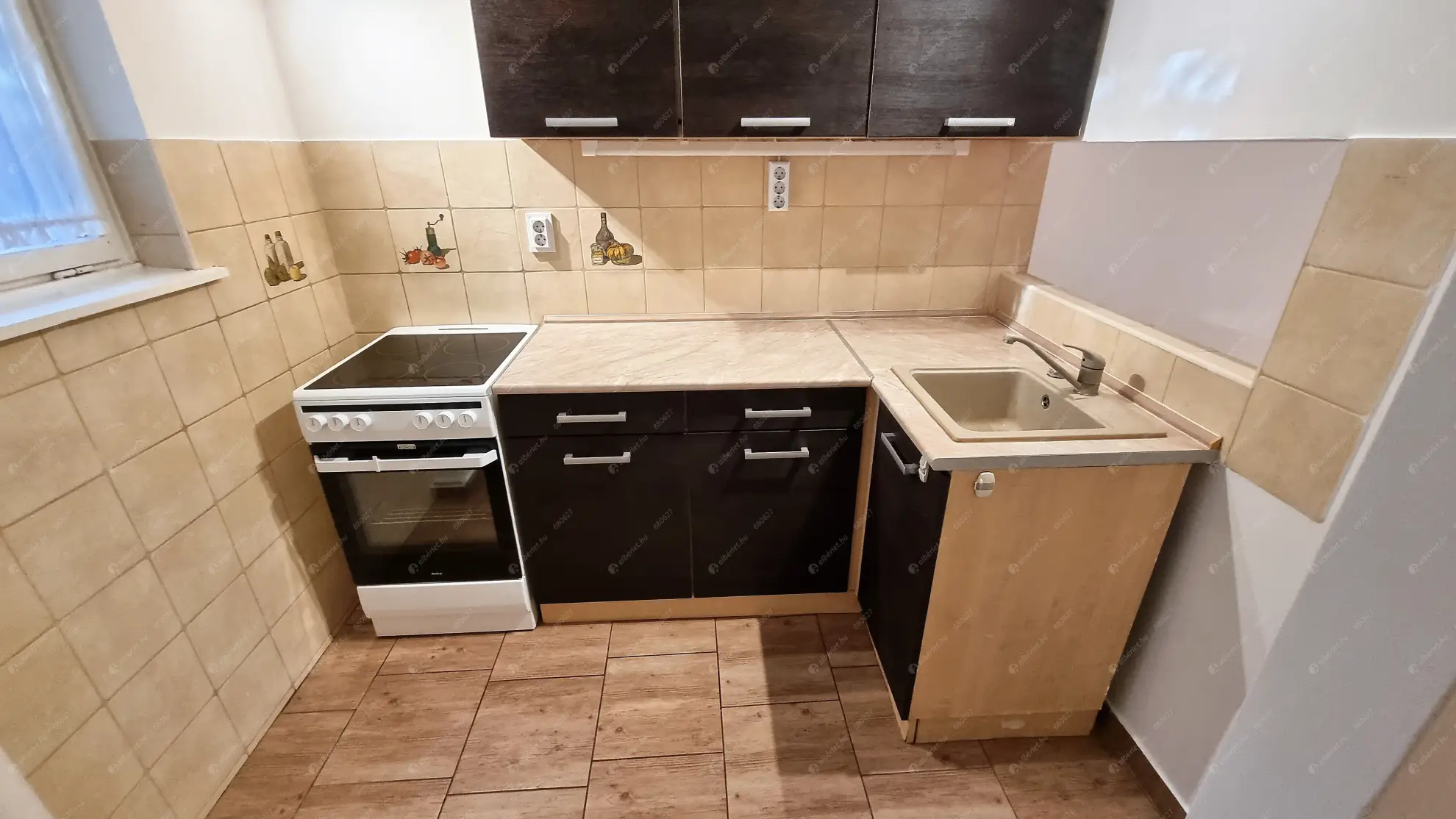 Kiadó albérlet 330000 Ft/hó áron: Budapest, XIII. kerület  Radnóti Miklós utca. Mérete: 65 nm, 2 szobás | Alberlet.hu - 6623539