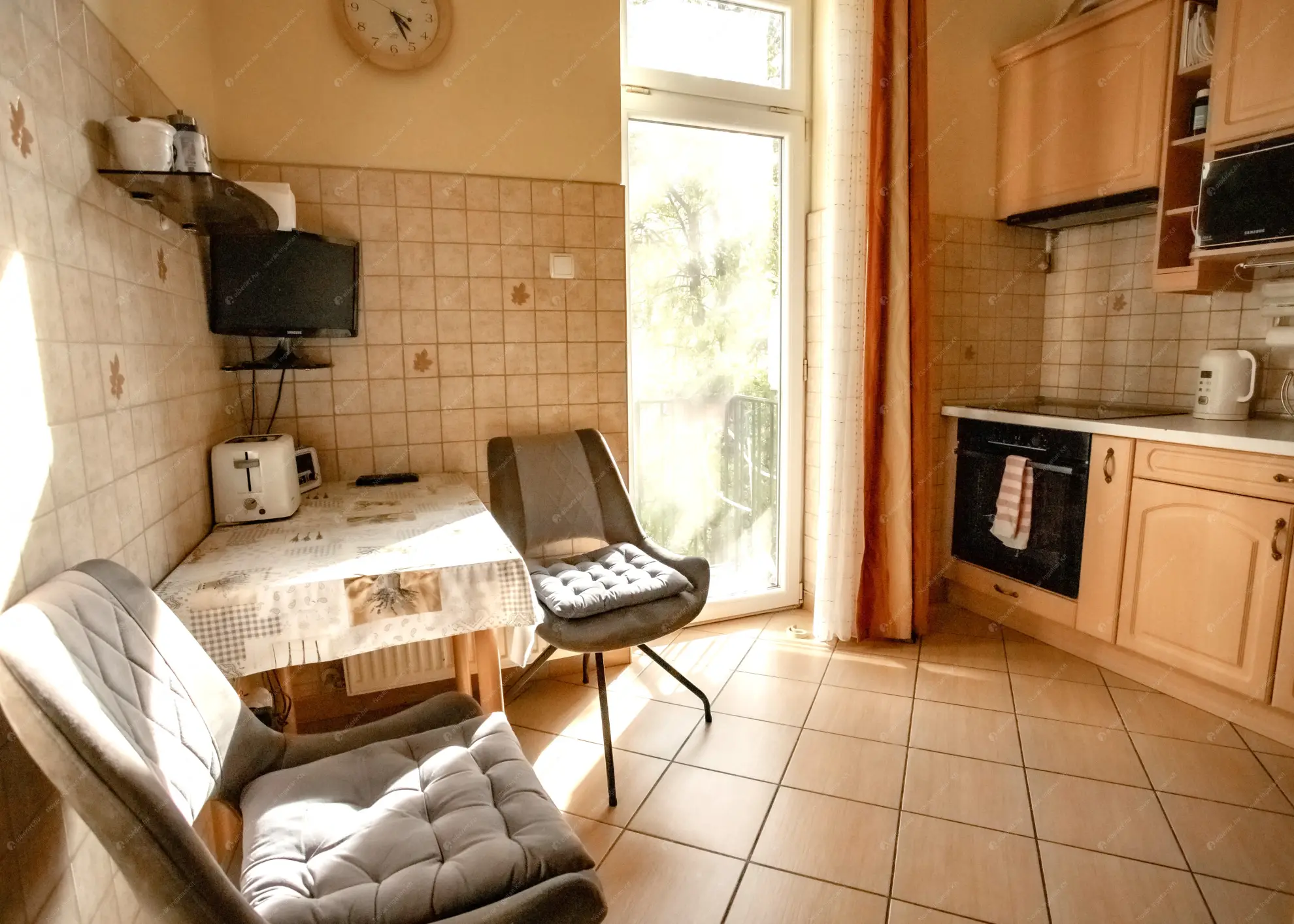 Kiadó albérlet 390000 Ft/hó áron: Budapest, XIII. kerület  Radnóti Miklós utca. Mérete: 89 nm, 2 szobás | Alberlet.hu - 6621976