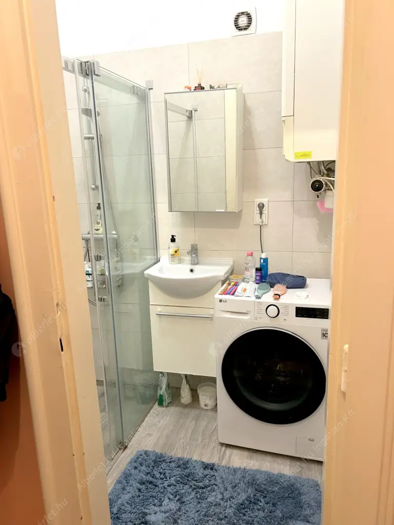 Kiadó albérlet 340000 Ft/hó áron: Budapest, XIII. kerület  Raoul Wallenberg utca. Mérete: 61 nm, 2 szobás | Alberlet.hu - 6587569