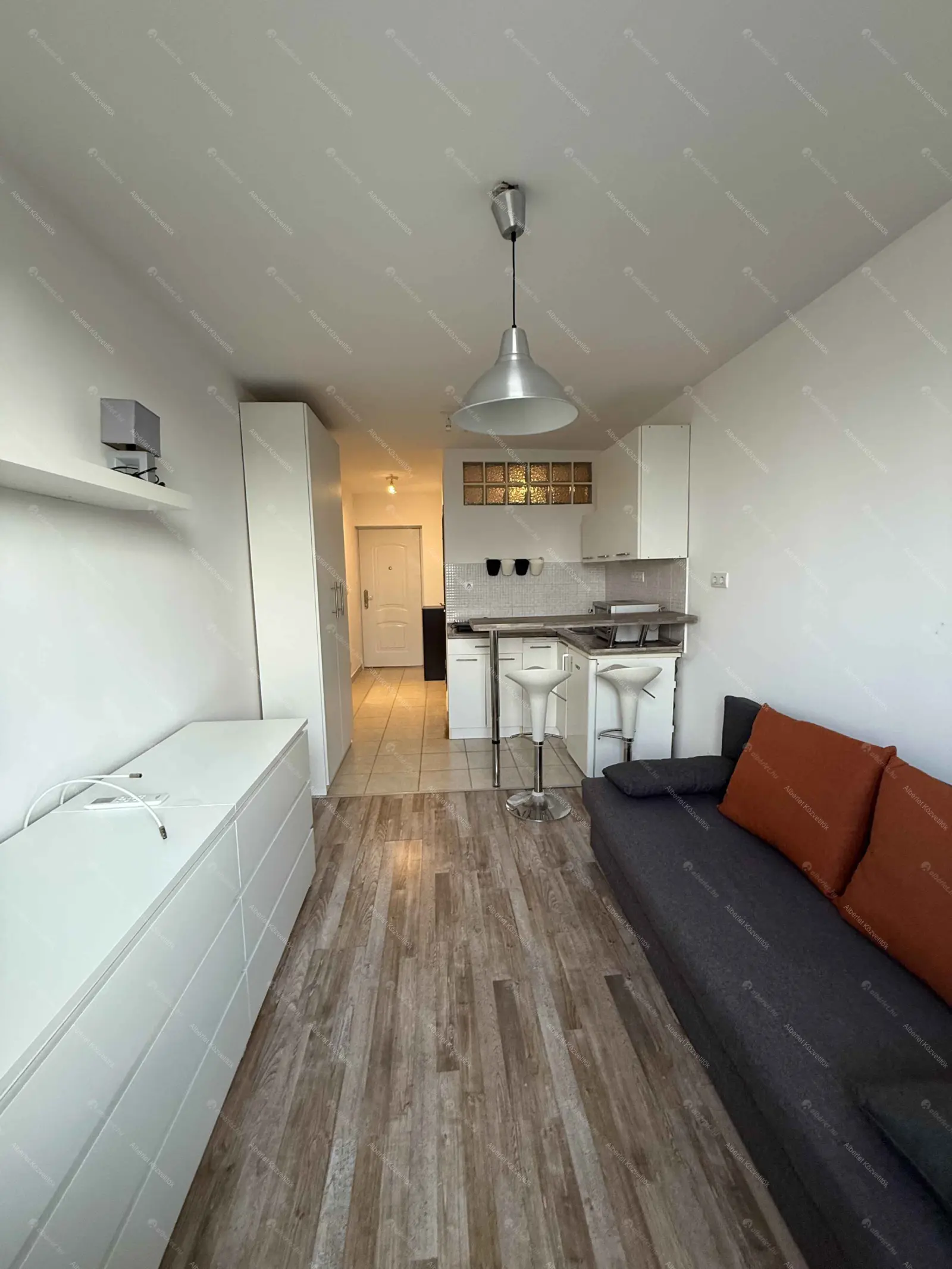 Kiadó albérlet 125000 Ft/hó áron: Budapest, XIII. kerület  Reitter Ferenc utca. Mérete: 30 nm, 1 szobás | Alberlet.hu - 6697833