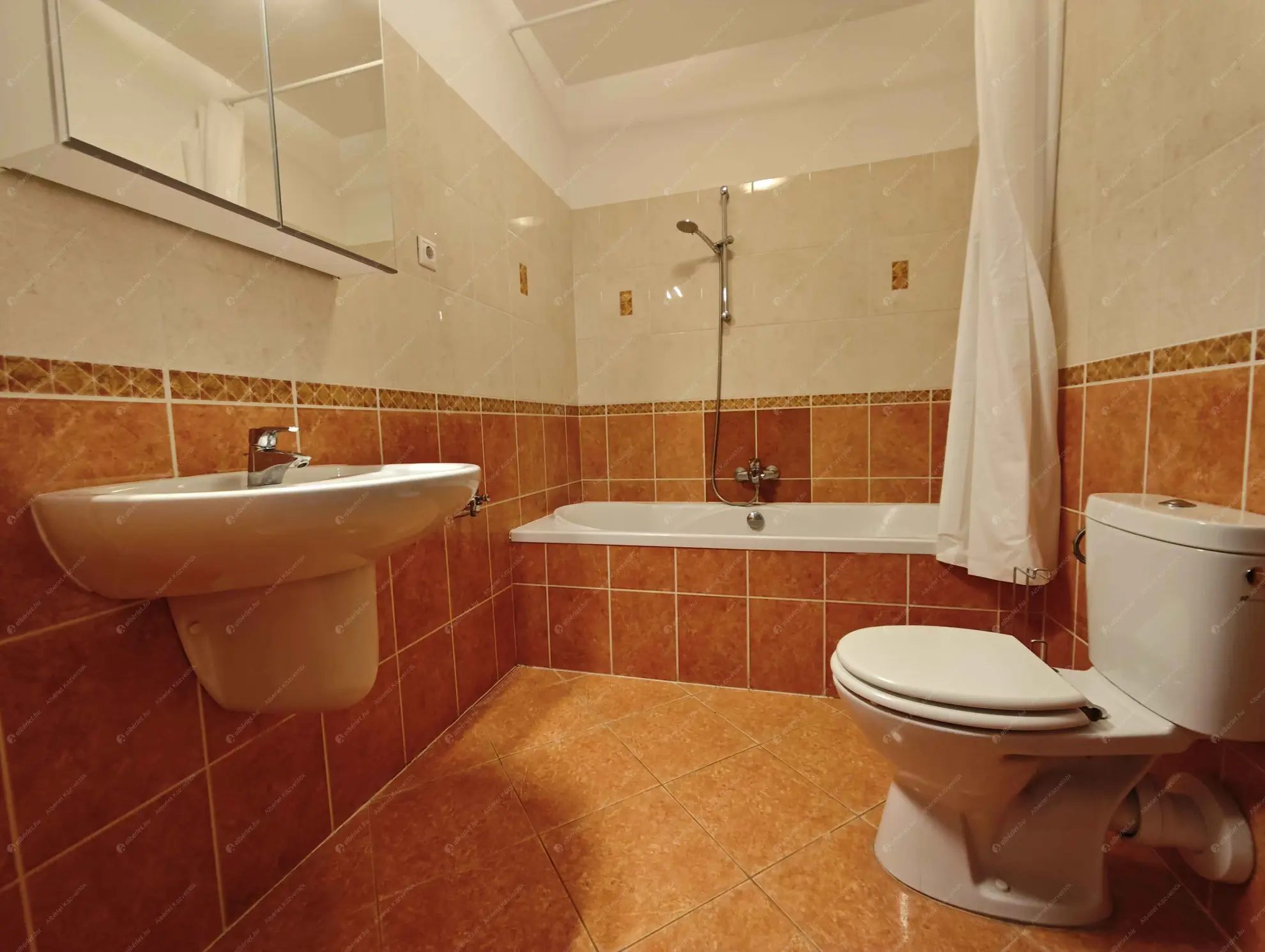 Kiadó albérlet 235000 Ft/hó áron: Budapest, XIII. kerület  Reitter Ferenc utca. Mérete: 46 nm, 2 szobás | Alberlet.hu - 6629811