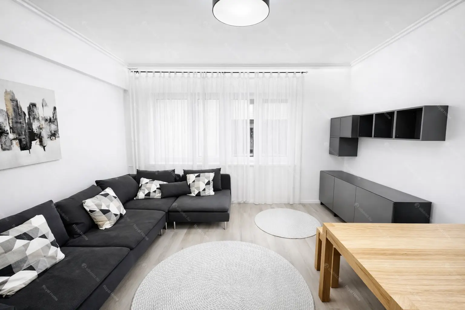 Kiadó albérlet 250000 Ft/hó áron: Budapest, XIII. kerület  Róbert Károly körút. Mérete: 37 nm, 1 szobás | Alberlet.hu - 6677777