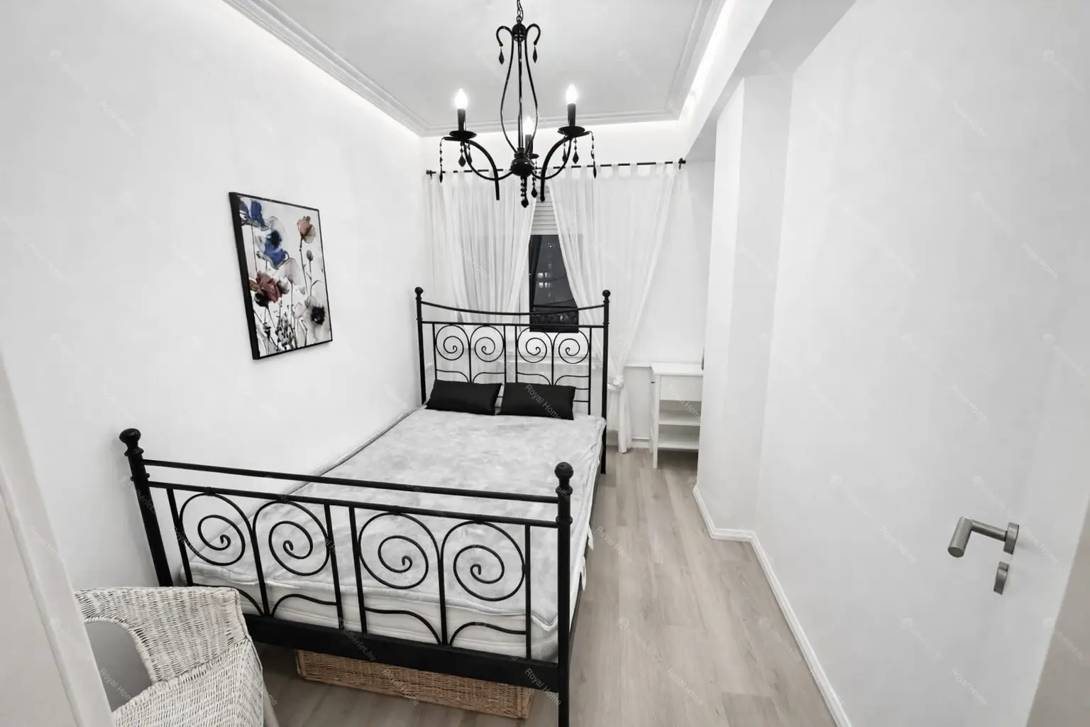 Kiadó albérlet 250000 Ft/hó áron: Budapest, XIII. kerület  Róbert Károly körút. Mérete: 37 nm, 1 szobás | Alberlet.hu - 6677778