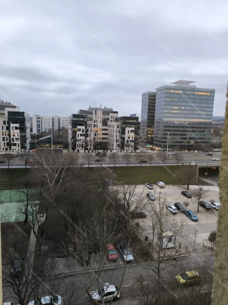 Kiadó albérlet 210000 Ft/hó áron: Budapest, XIII. kerület  Róbert Károly körút. Mérete: 42 nm, 1 szobás | Alberlet.hu - 6663572